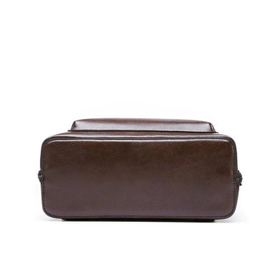 Stella | Klasikinis kuprinės modelis su dviguba užtrauktuku ir minimalistiniu dizainu