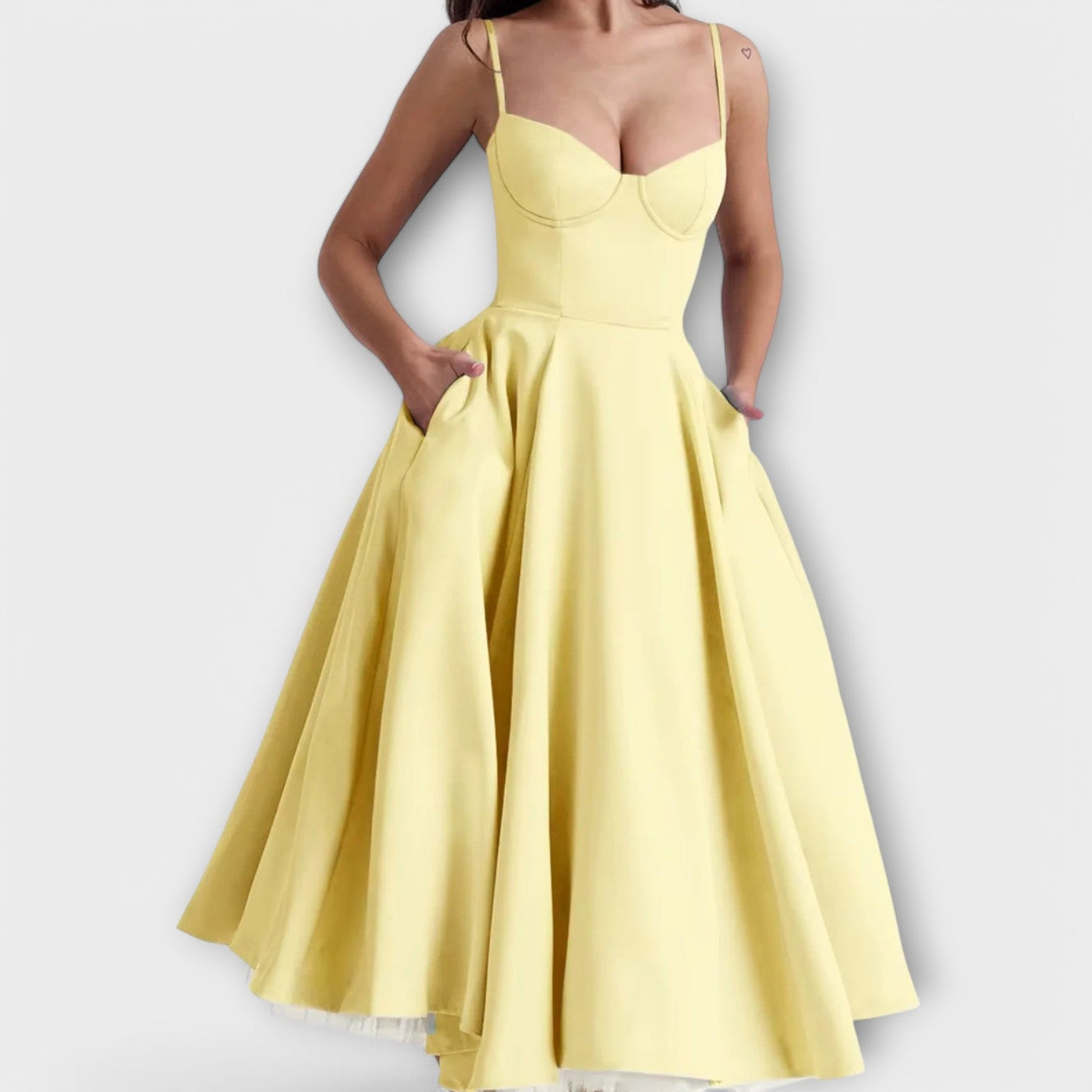 Mélie – Lengva vasarinė suknelė su rišimo detale