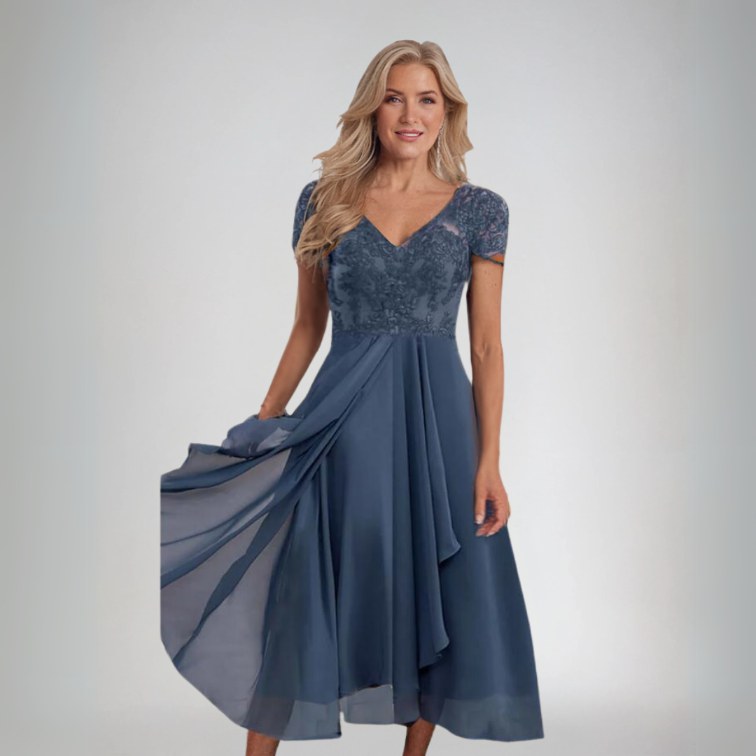 Monika | Elegantiškas nėrinių paltas