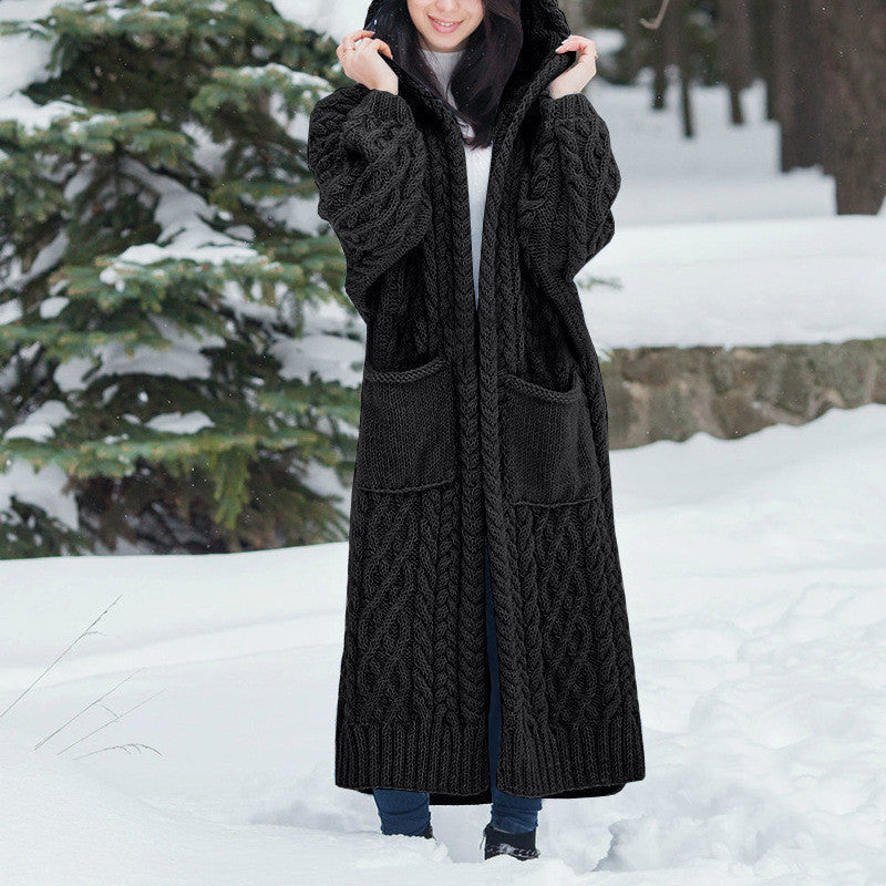 Megztinis su gobtuvu ir plačiomis kišenėmis