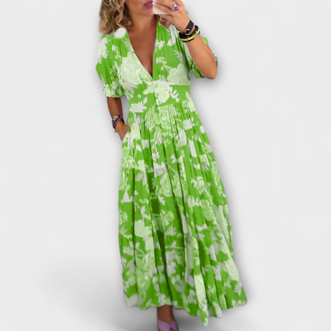 Catrisa - Suknelė su V formos iškirpte ir gėlių raštu