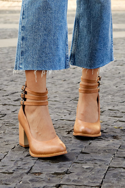 Casilda | Simák, plačiapadės sandalai