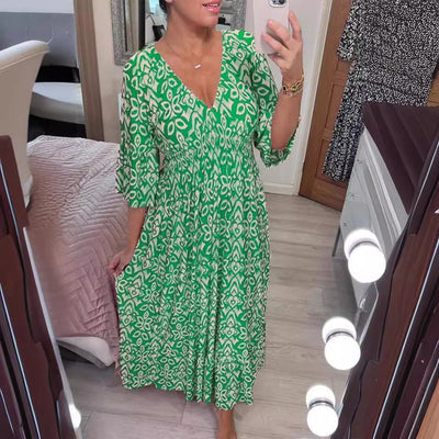 Zlata | Stilinga suknelė su gėlių raštu ir V formos iškirpte