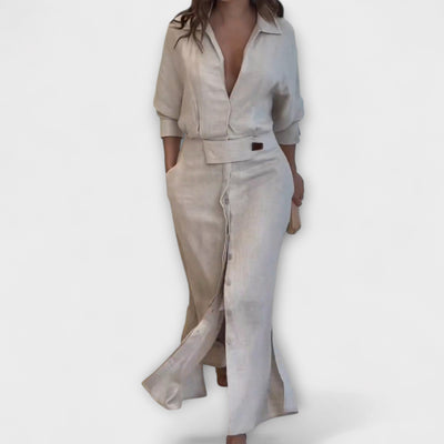 Jeanette - V formos iškirptės suknelė