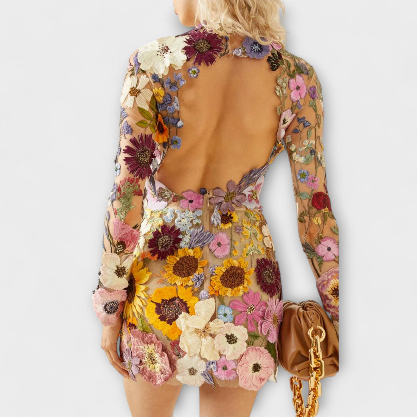 Dolores - Suknelė su 3D gėlių raštu